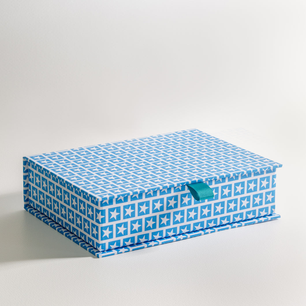 Lyra CuriOsity Keepsake Box, Pixie Blue