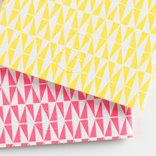Load image into Gallery viewer, Pack of Two Flash Pocketbooks, Luminous Yellow and Hot Pink
